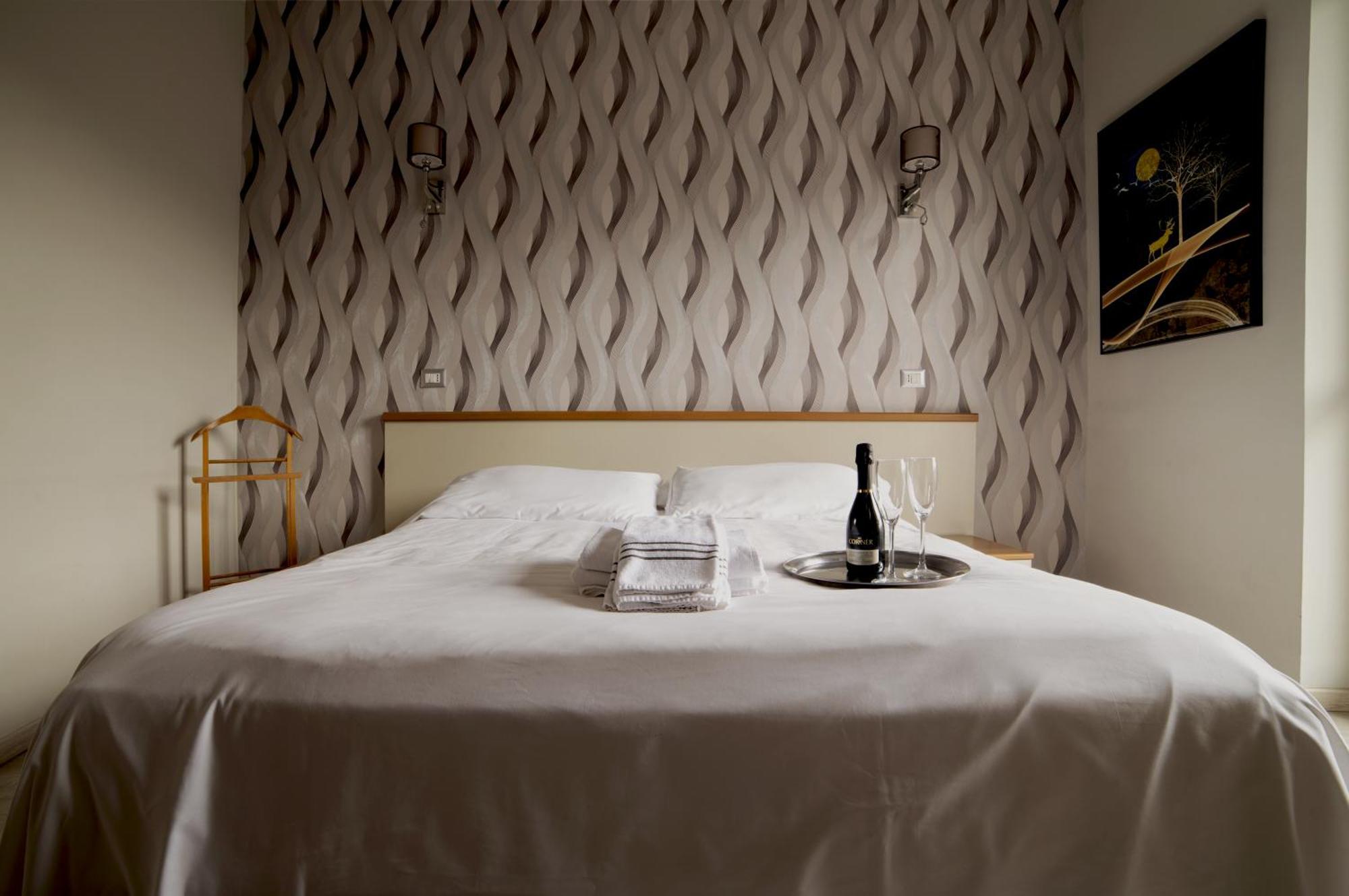 Hotel Frejus Collegno Dış mekan fotoğraf
