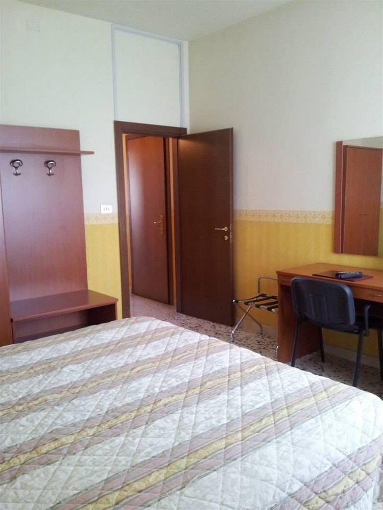 Hotel Frejus Collegno Dış mekan fotoğraf