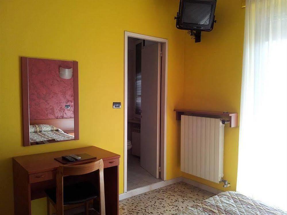Hotel Frejus Collegno Dış mekan fotoğraf