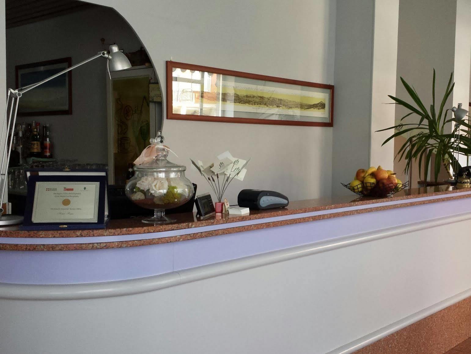 Hotel Frejus Collegno Dış mekan fotoğraf